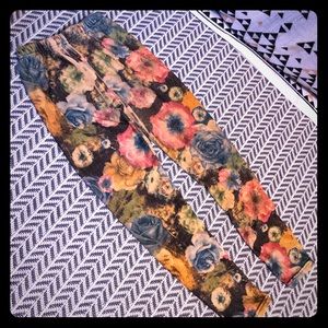 Fuzzy velour golden floral leggings